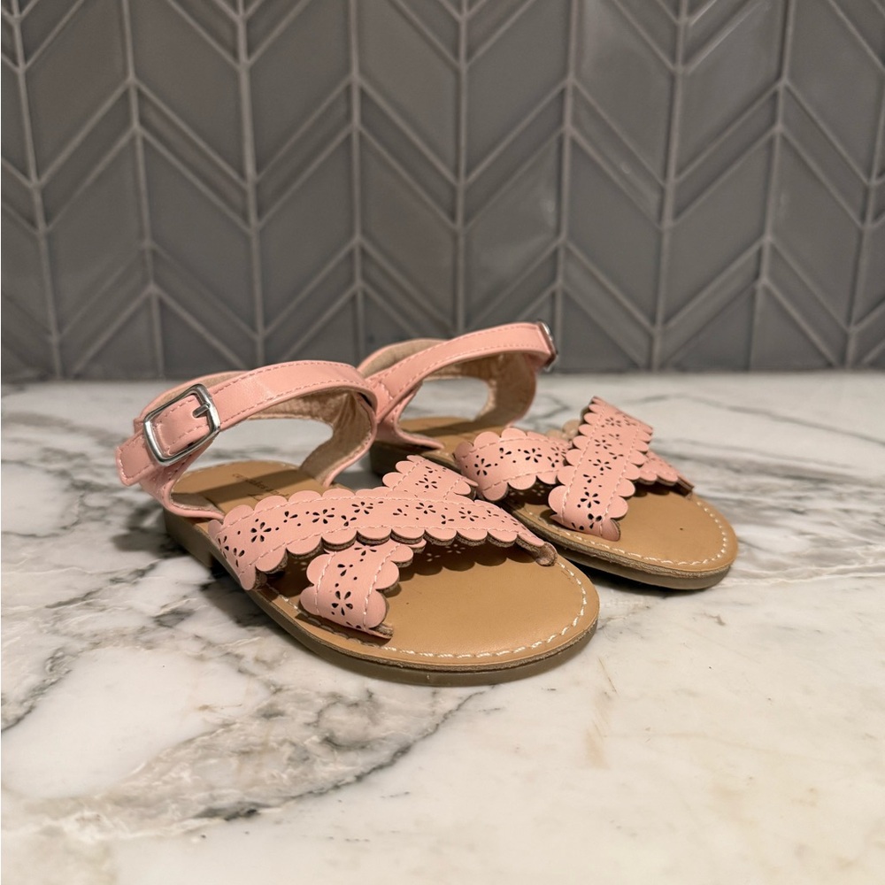 $9 ADD ON Cupcakes and Cashmere Kids Toddler Pink Sandals 6c Floral Zara adelisa